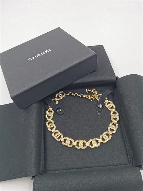 chanel choker 2021